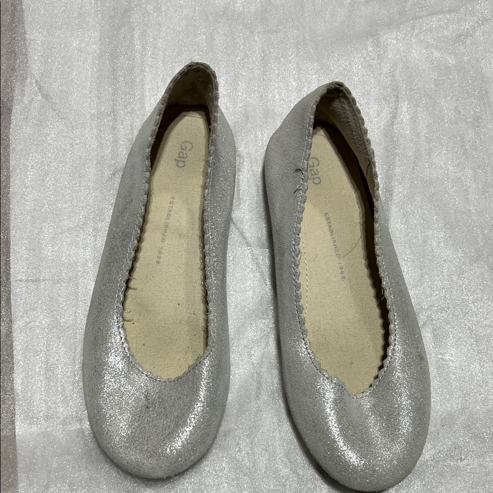 GAP Shimmering Silver girls Flats
